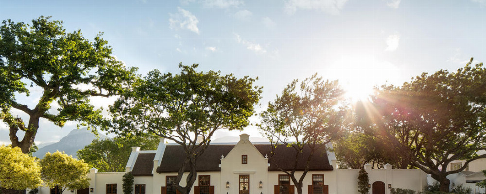 Leeu House