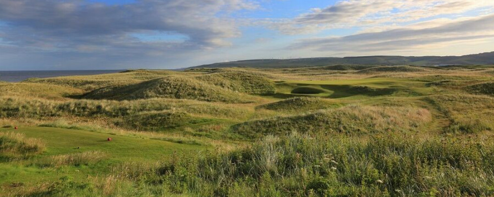 Machrihanish Golf Club by Gary Lisbon