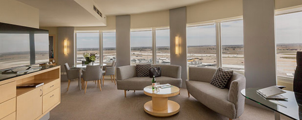 Park Royal Melbourne Airport - room