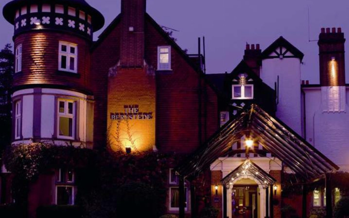 Macdonald Berystede - exterior 